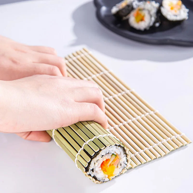 Kitchen Gadgets Everyone Needs - DIY bambu pembuat Sushi tikar bergulir